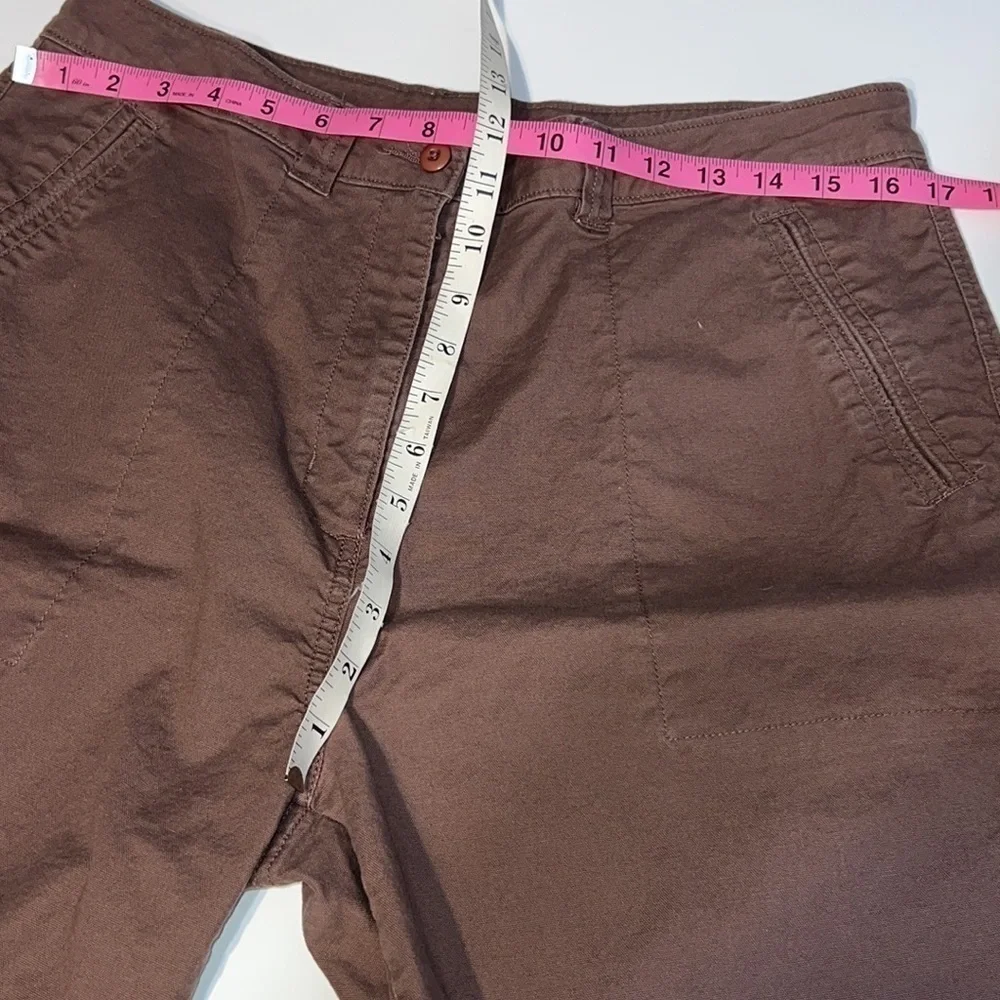 Woolrich Womens Brown Shorts size 14